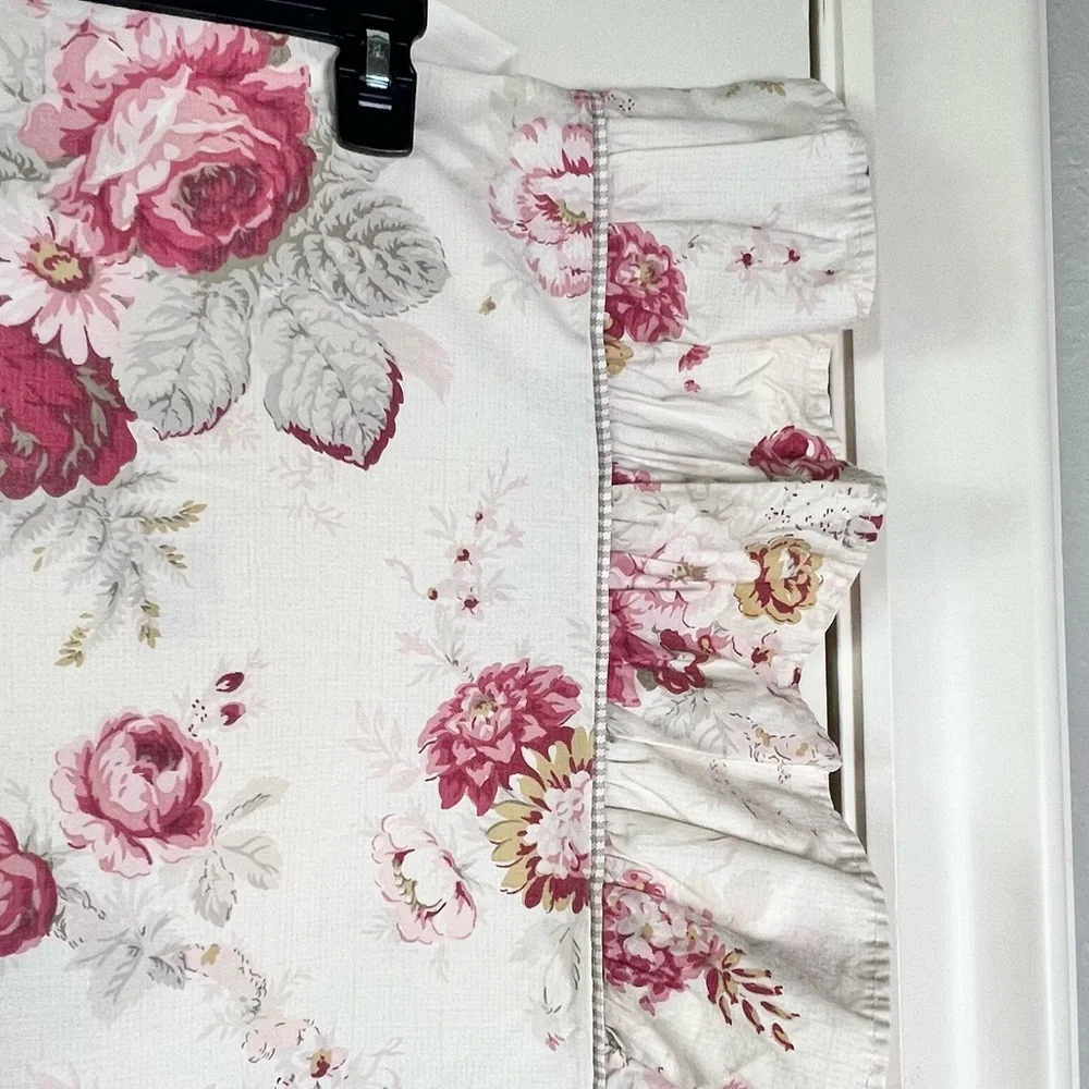 Waverly Norfolk Rose Standard Ruffle Pillowcases Set of 2 Vintage Cottagecore